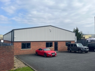 1 Ellerbeck Court